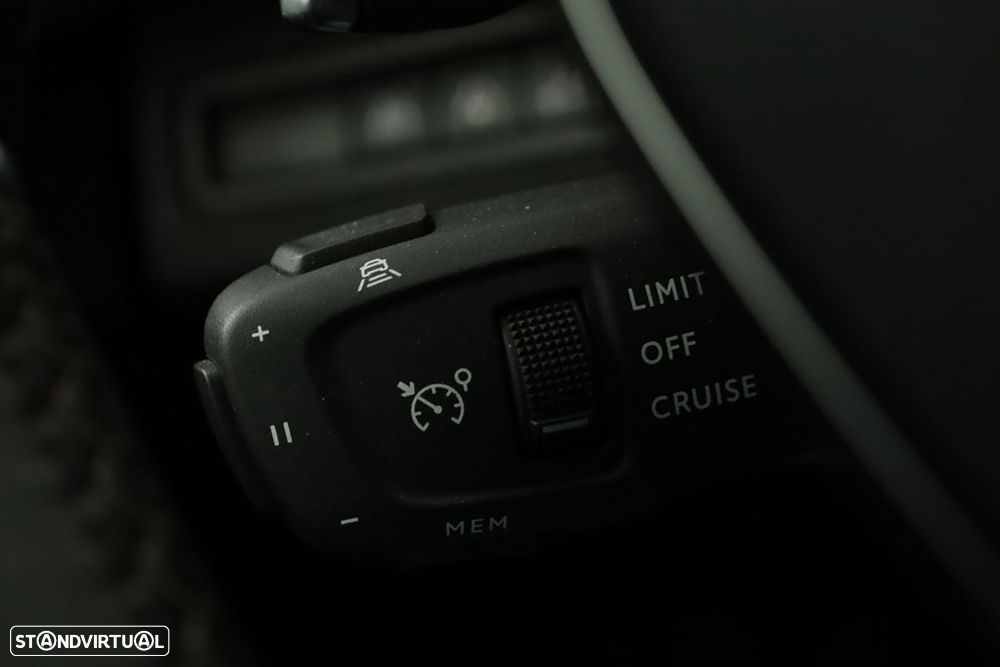 Peugeot 3008 1.2 Hybrid GT e-DCS6 - 18