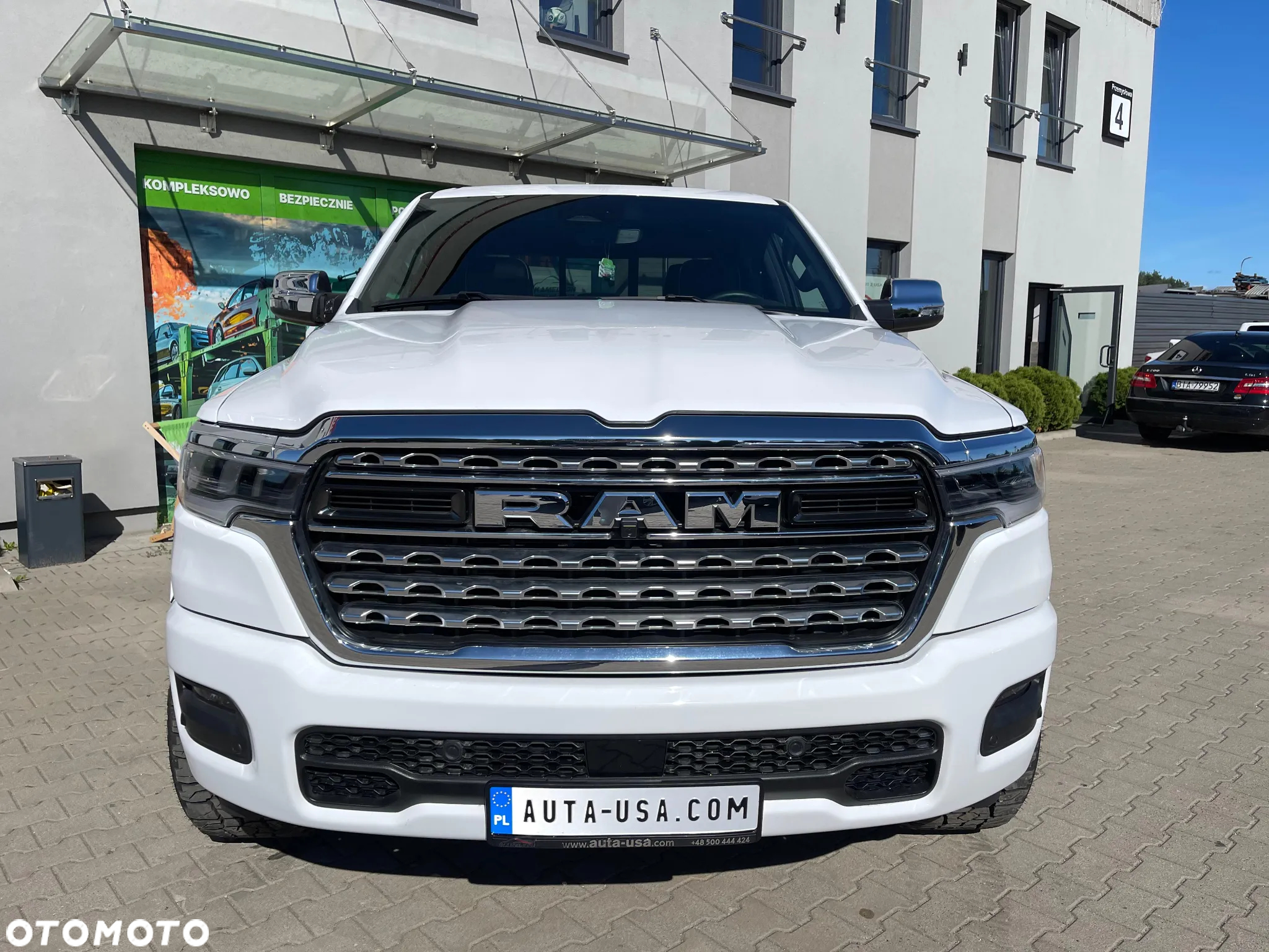 RAM 1500 ver-5-7-crew-cab-limited - 6