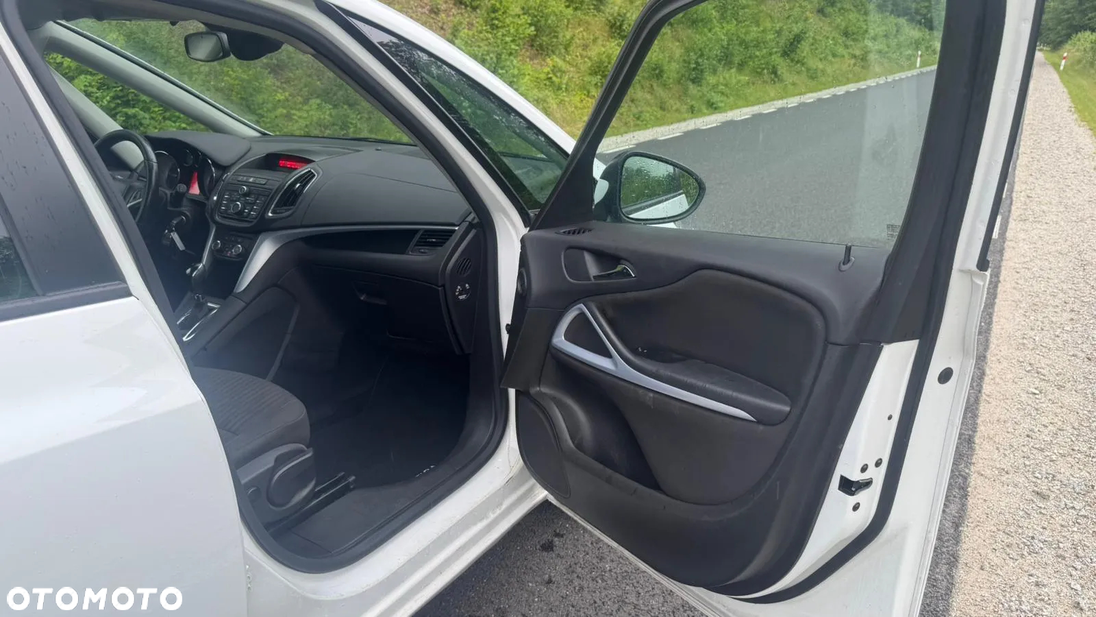 Opel Zafira 2.0 CDTI Enjoy - 24