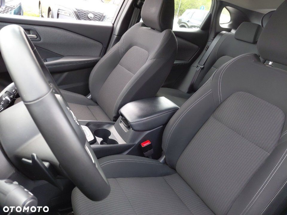 Nissan Qashqai - 10