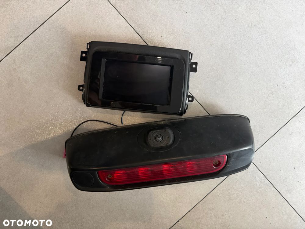 Fiat Ducato 2023-2025r radio z kamera cofania i nawigacją 735771628 - 2