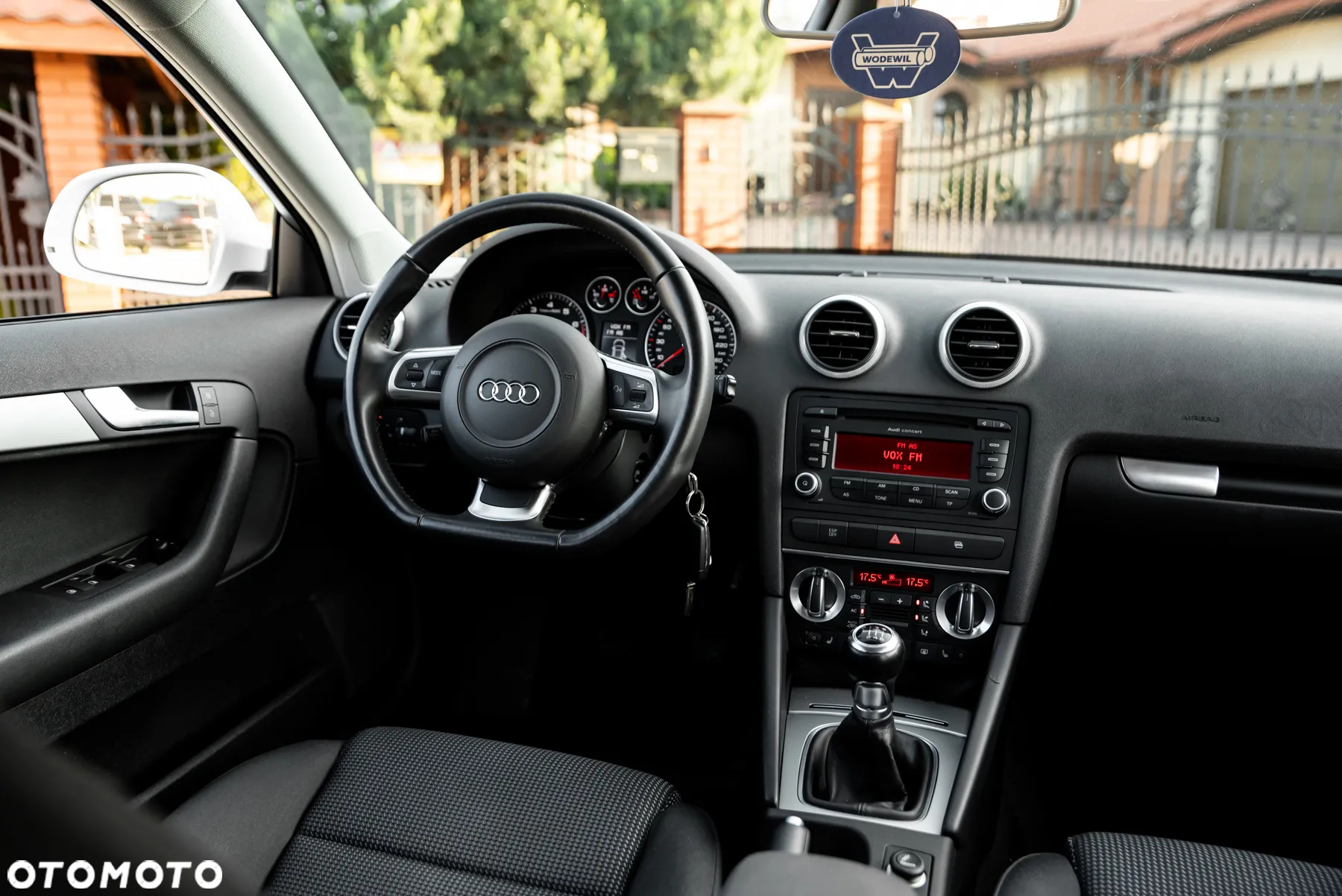 Audi A3 1.8 TFSI Sportback quattro Attraction - 25