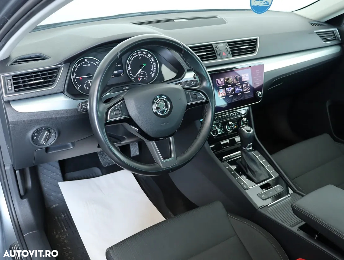 Skoda Superb 2.0 TDI DSG Ambition - 20