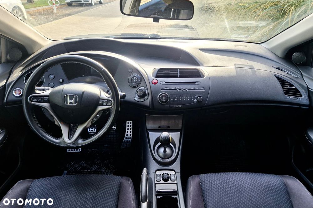 Honda Civic 1.8 Sport - 8