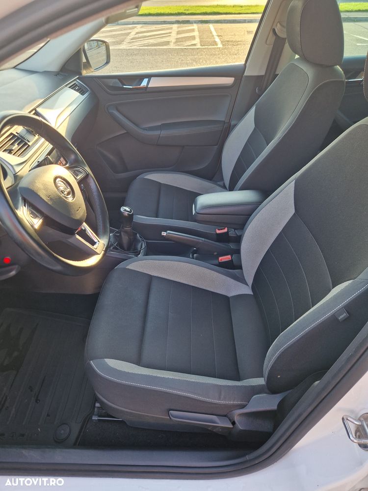 Skoda RAPID - 13