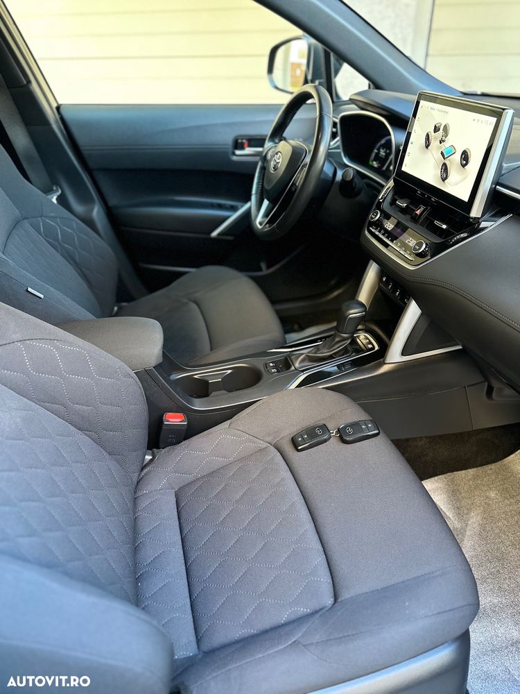 Toyota Corolla Cross Hybrid 1.8 VVT-i Lounge - 15