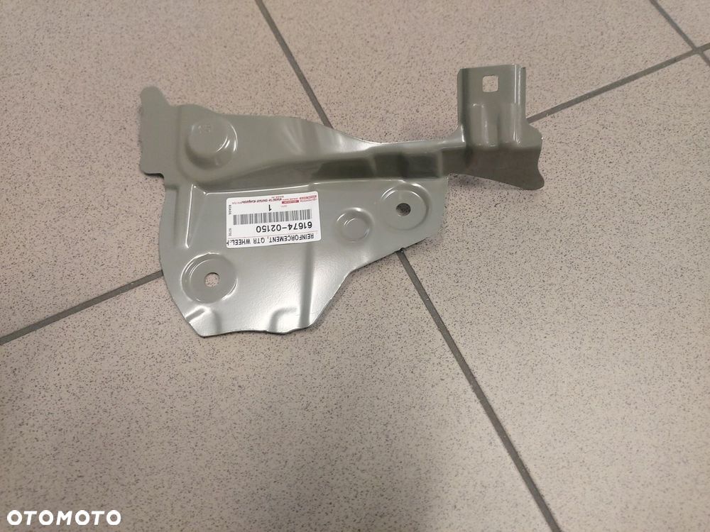 COROLLA E21 PANEL WZMOCNIENEI NADKOLA LEWY TYŁ 61674-02150