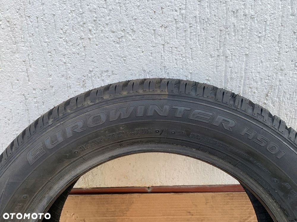 Opona zimowa Falken EuroWinter HS01 205/55R16 91 H run flat - 4