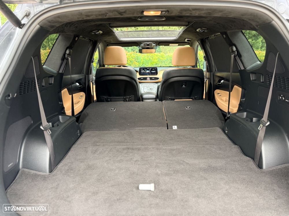 Hyundai Santa Fe 2.2 CRDi Vanguard+Luxury Pack - 32