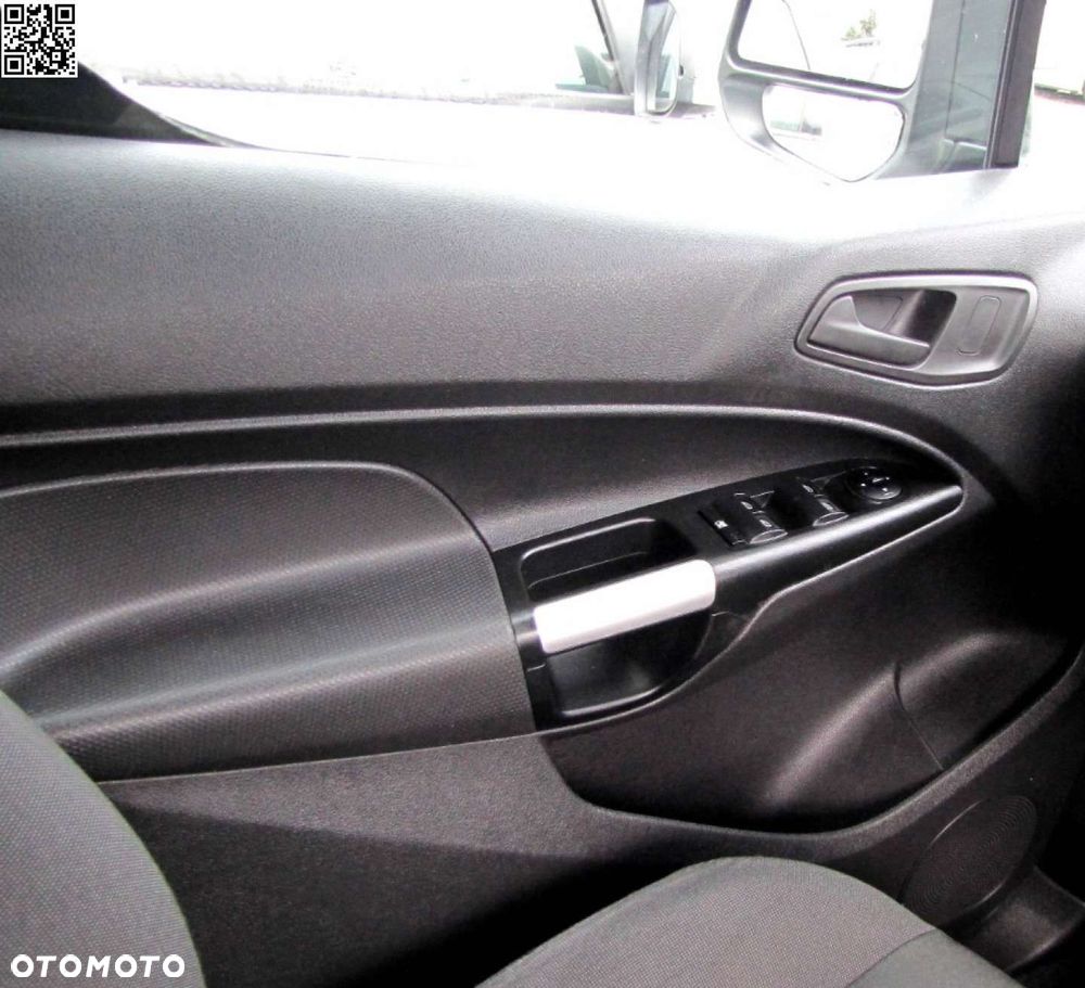 Ford Transit Connect - 17