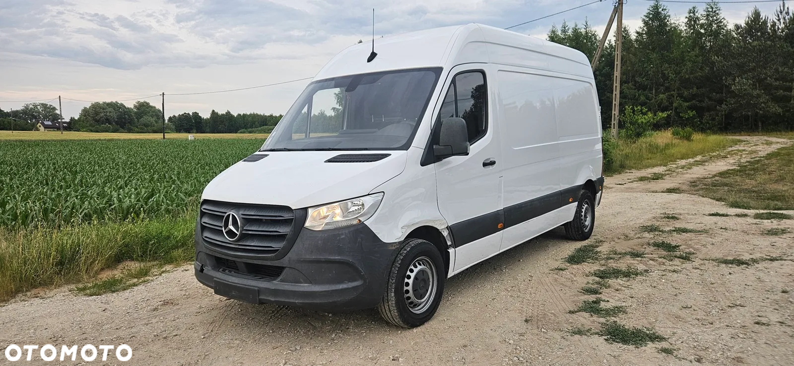 Mercedes-Benz Sprinter - 2