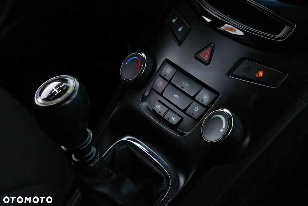 Chevrolet Orlando - 15