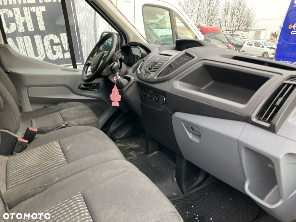 Ford Transit - 17