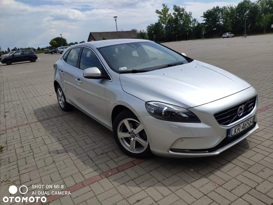 Volvo V40 D4 Drive-E Momentum - 6