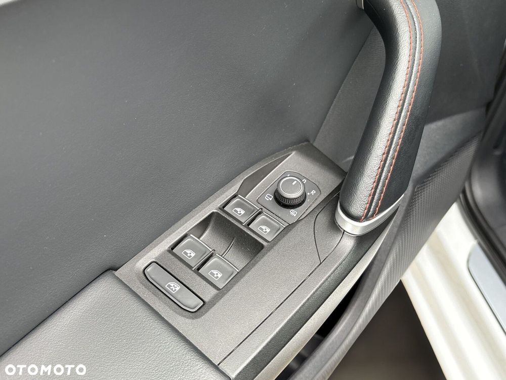 Seat Leon 1.5 eTSI FR DSG - 15