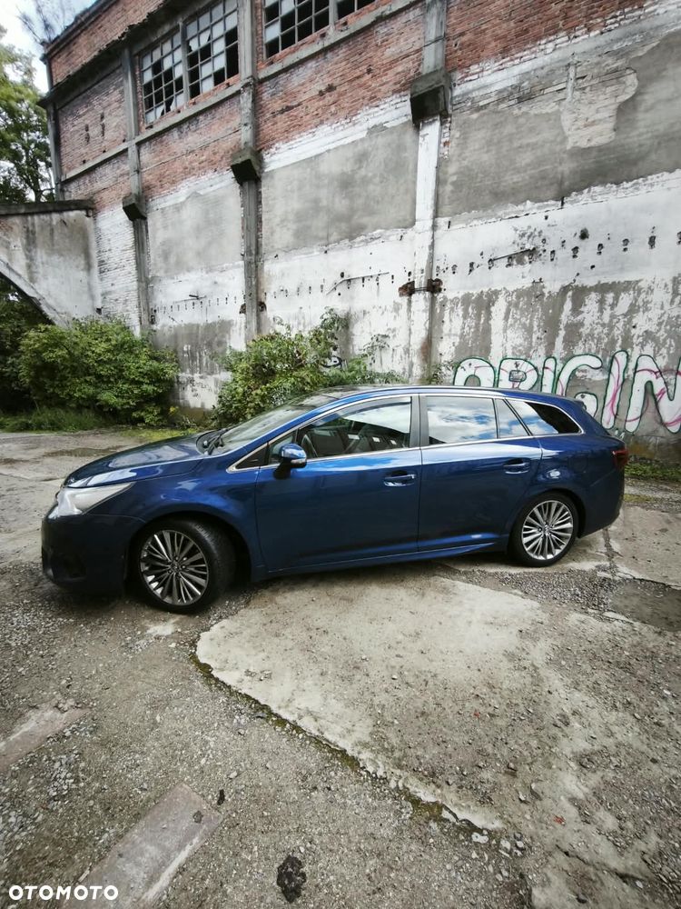 Toyota Avensis 2.0 D-4D Prestige - 3