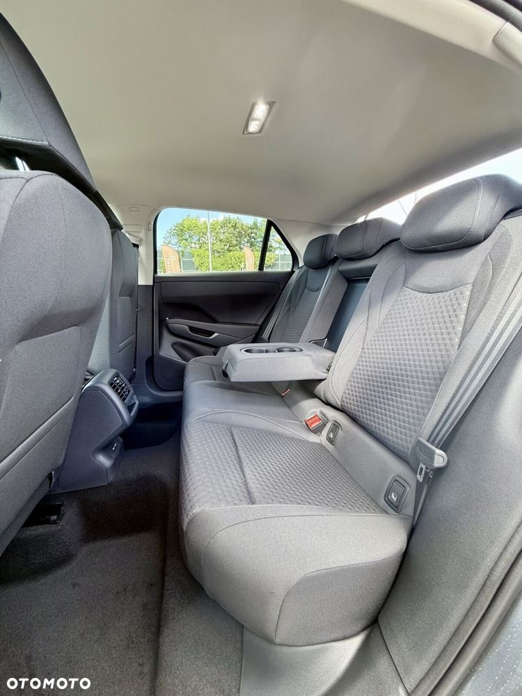 Volkswagen T-Roc 1.5 eTSI Life DSG - 25