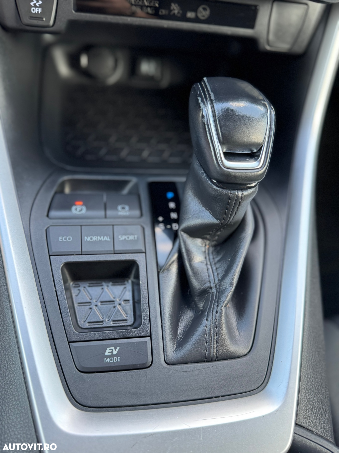 Toyota RAV4 2.5 4x2 Hybrid Business Edition - 14