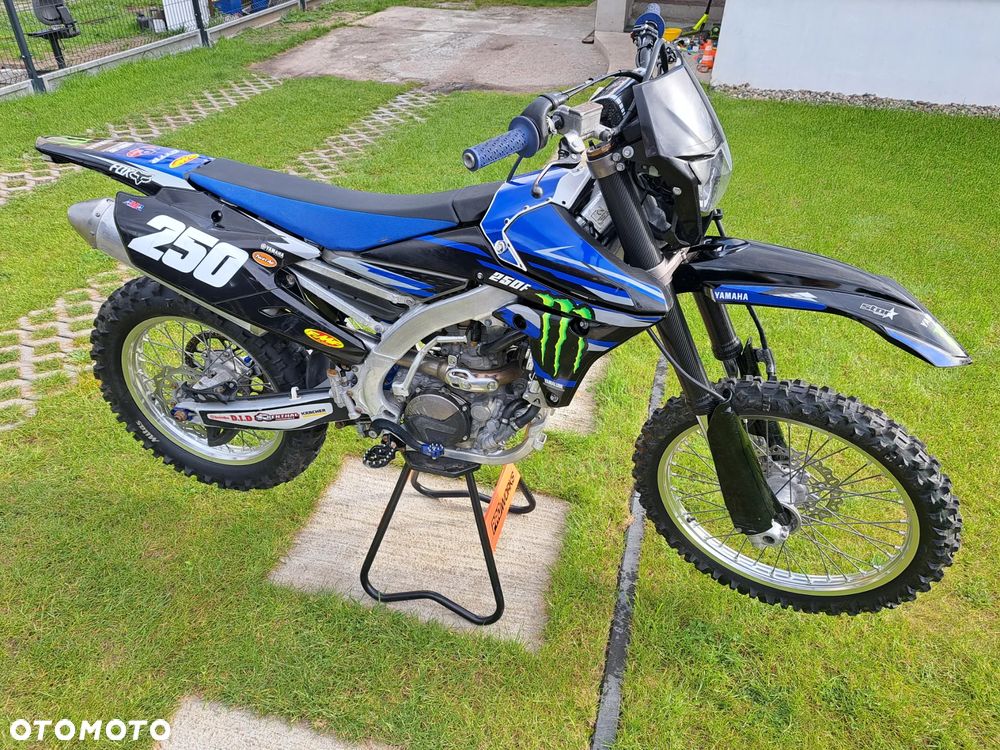Yamaha WR - 11
