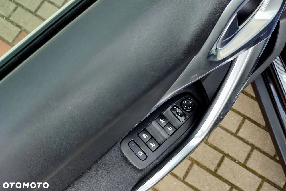 Peugeot 2008 PureTech 110 Stop&Start EAT6 Crossway - 21