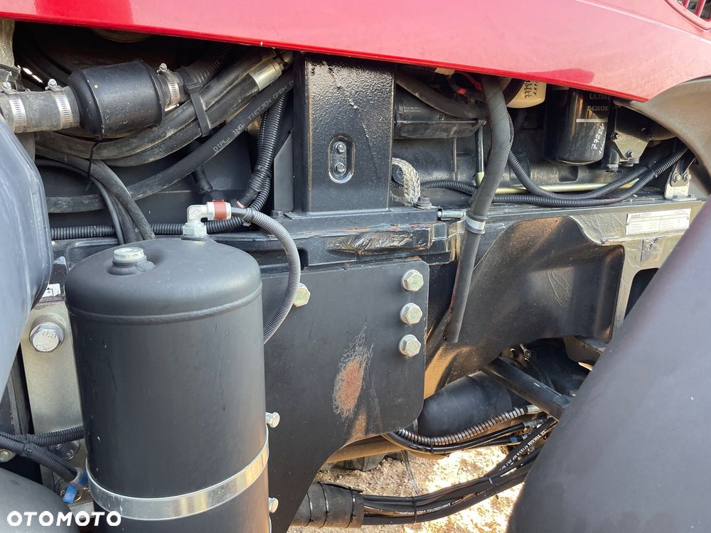 Case IH Magnum 225 - 12