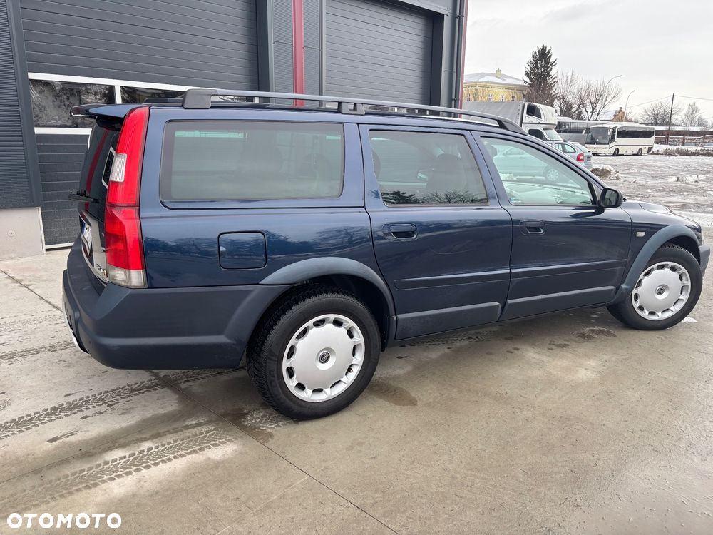 Volvo XC 70 AWD Momentum - 3