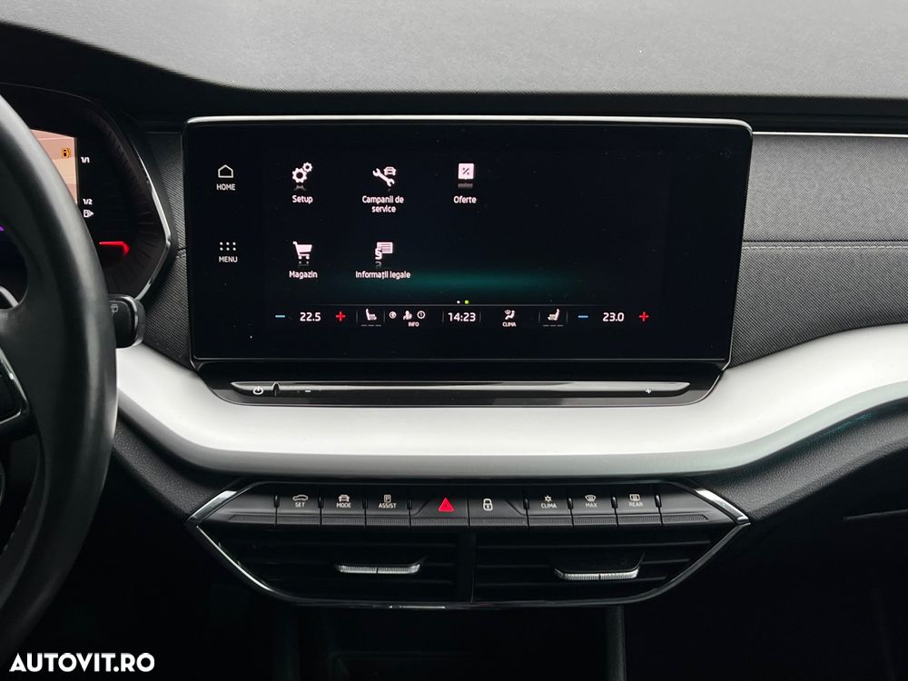 Skoda Octavia Combi 2.0 TDI DSG First Edition - 17