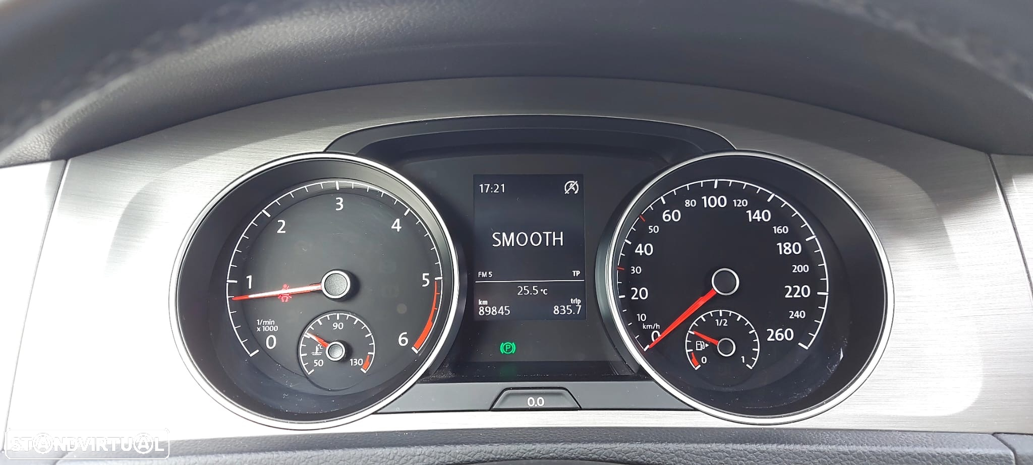 VW Golf Variant 1.6 TDi BlueMotion Confortline - 9