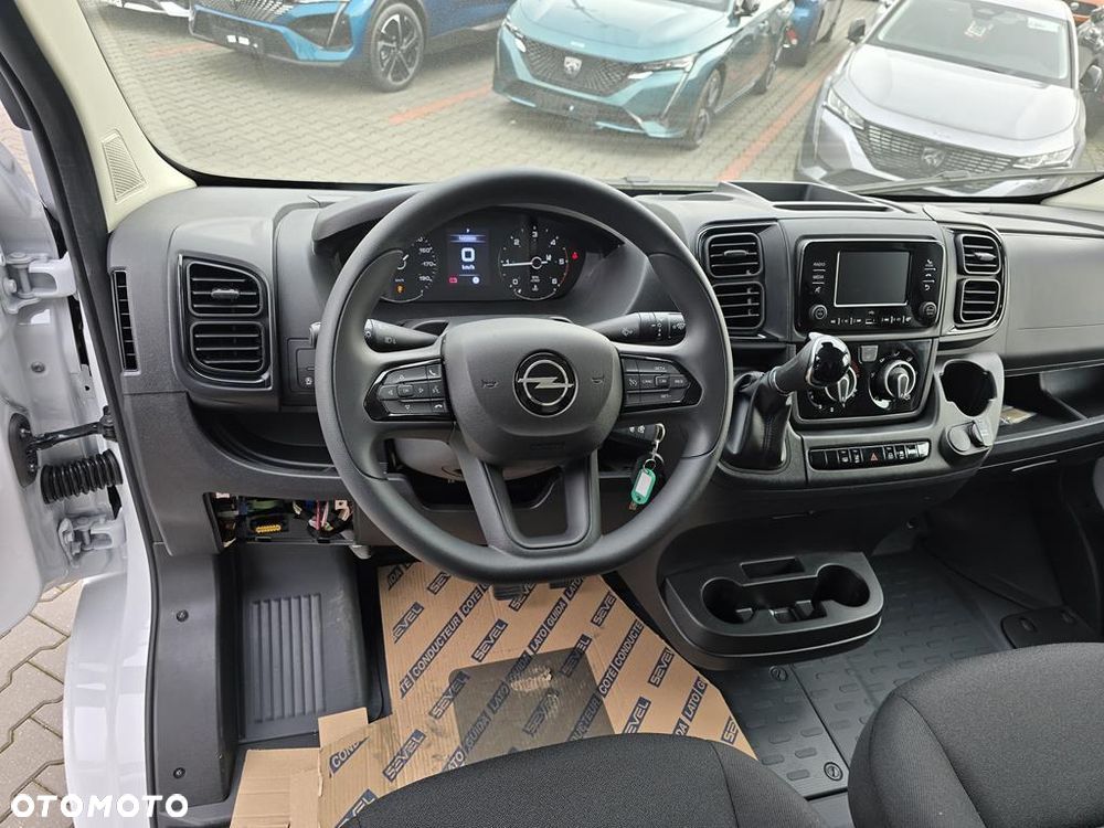 Opel Movano - 18