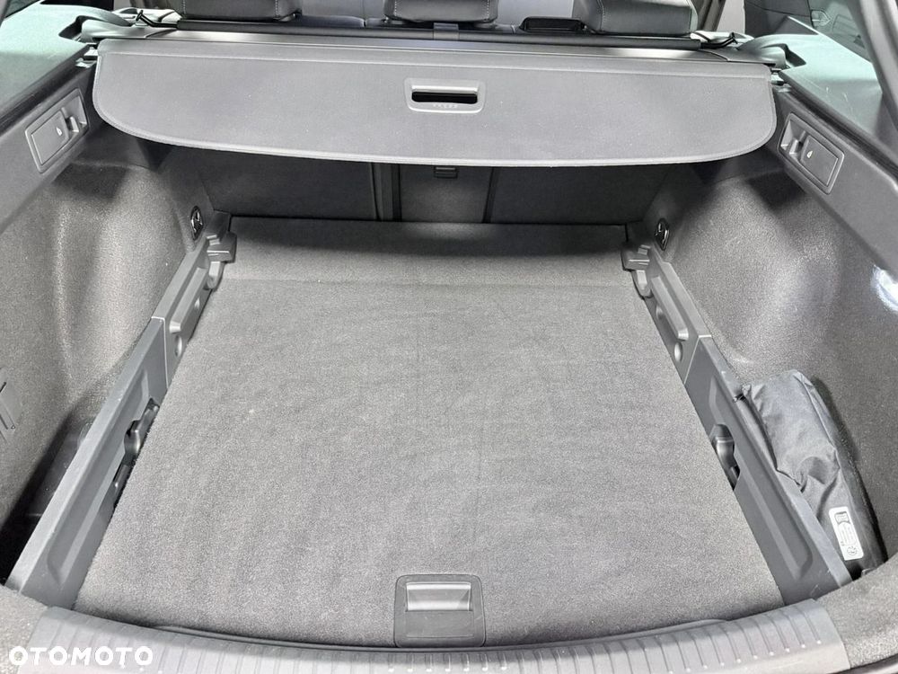 Cupra Leon Sportstourer 2.0 TSI 4Drive DSG VZ Black Edition - 37