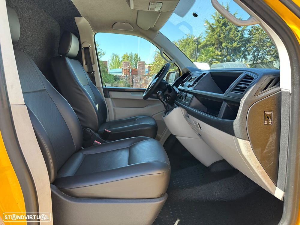 VW Transporter 2.0 TDi - 26