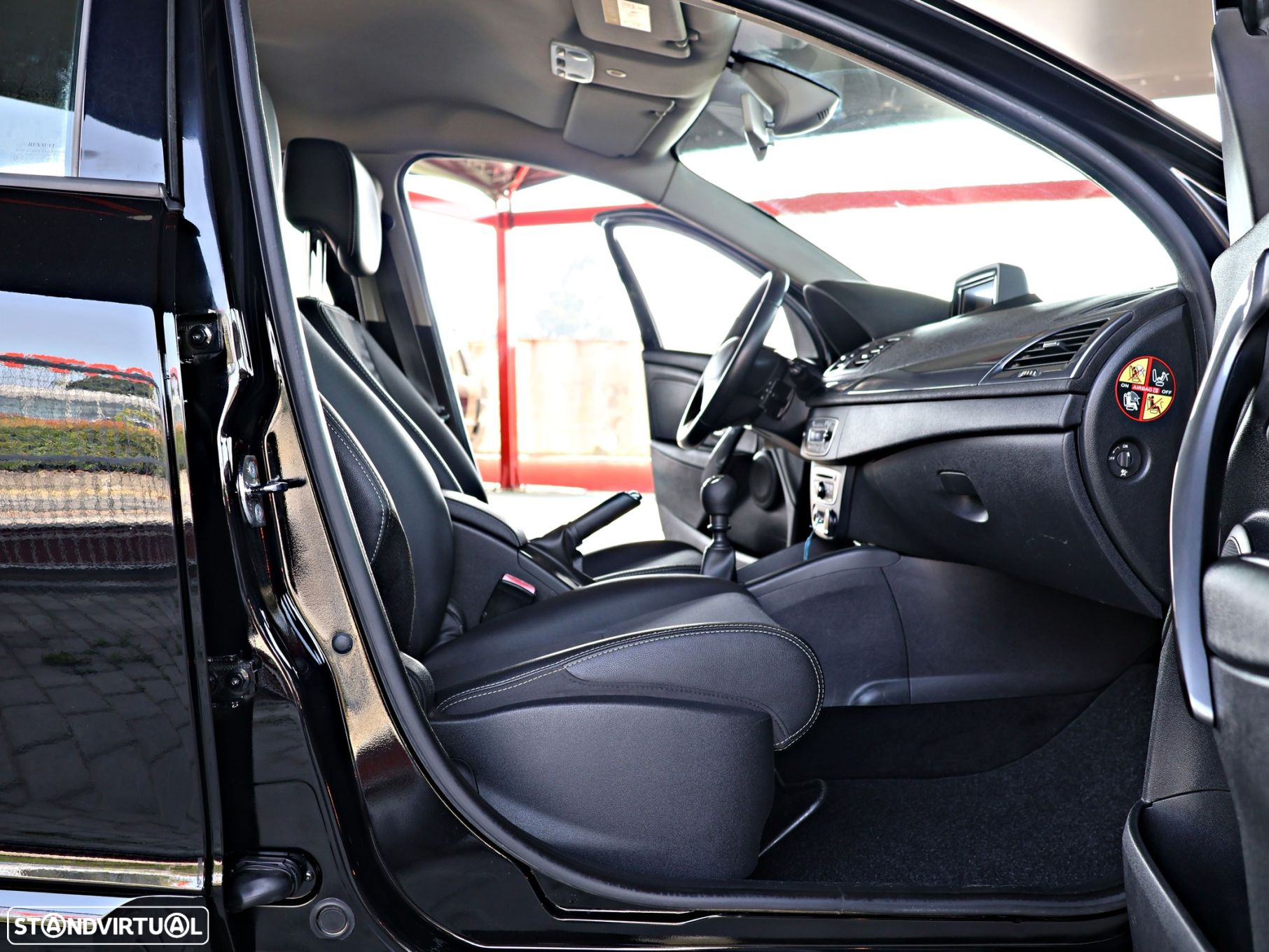 Renault Mégane Sport Tourer 1.5 dCi Confort SS - 16