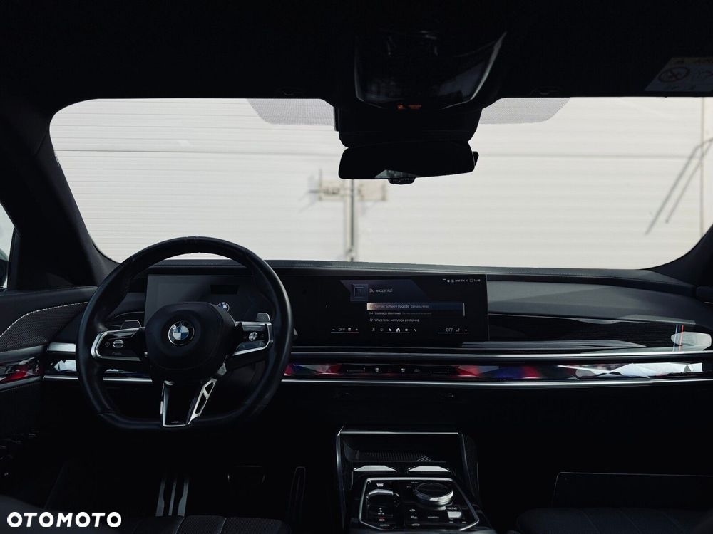 BMW Seria 7 - 8
