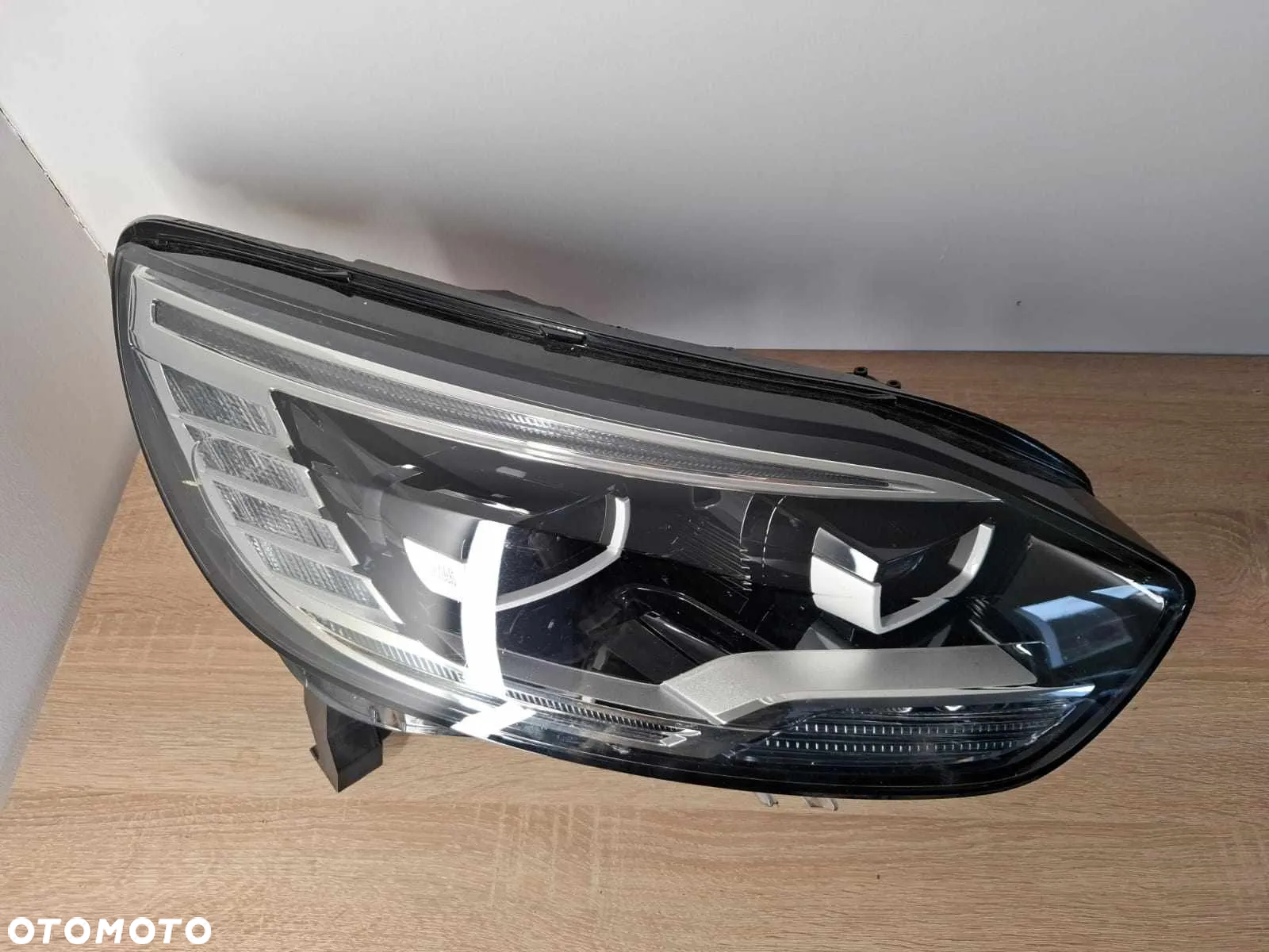 LAMPA PRAWA PRZEDNIA PRZÓD LEWA RENAULT SCENIC IV 4 16- FULL LED 260109047R - 3