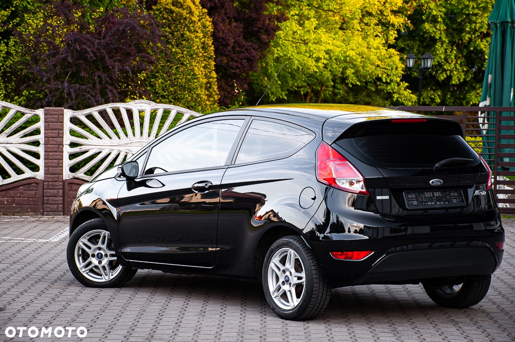 Ford Fiesta - 12