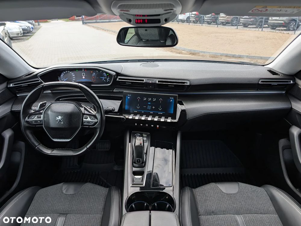Peugeot 508 PureTech 180 EAT8 Allure - 23