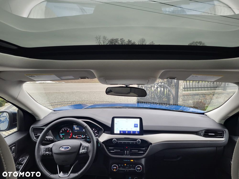 Ford Kuga - 9