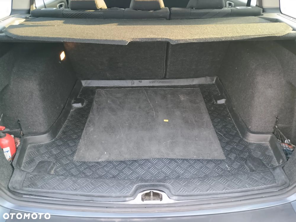 Peugeot 307 1.6 HDi - 9