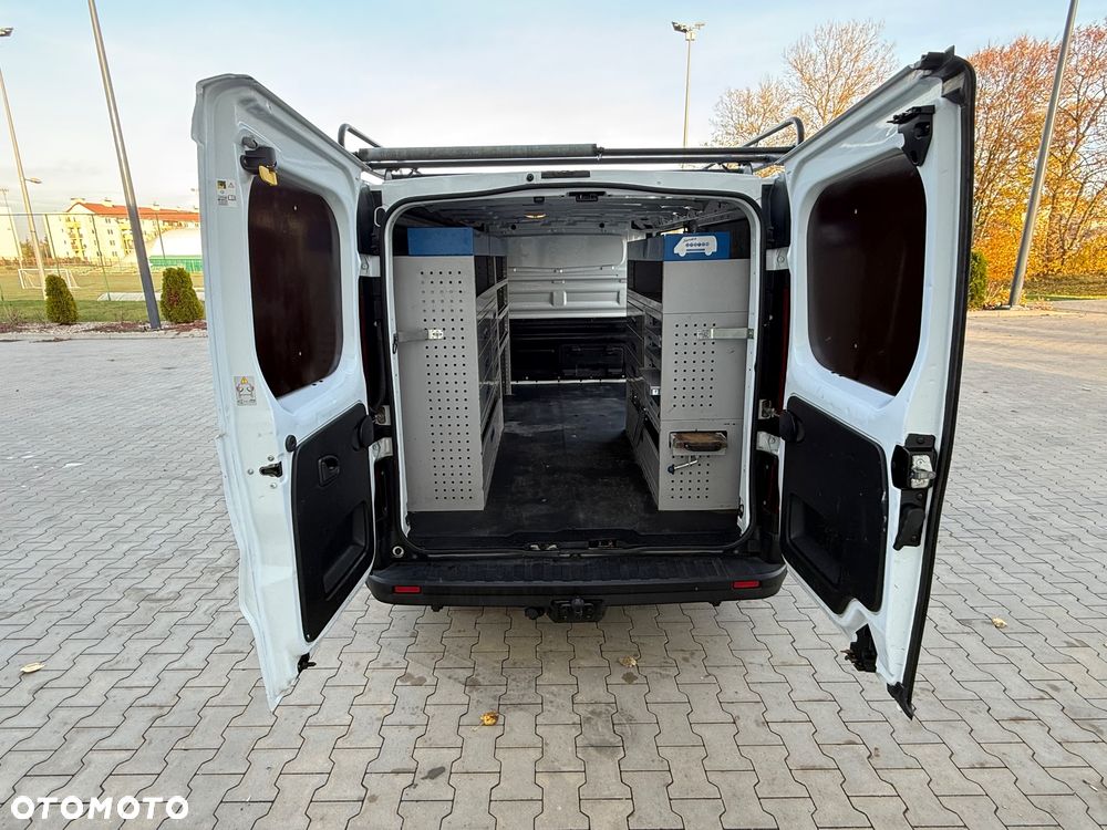 Opel Vivaro - 28