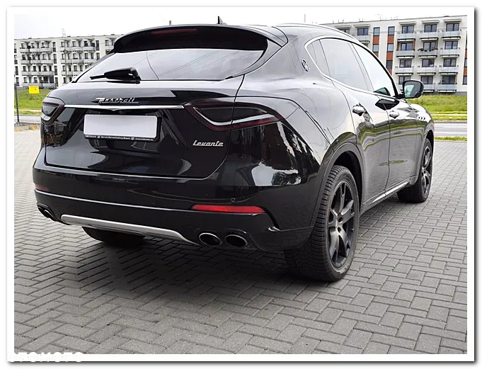 Maserati Levante Q4 Executive - 13