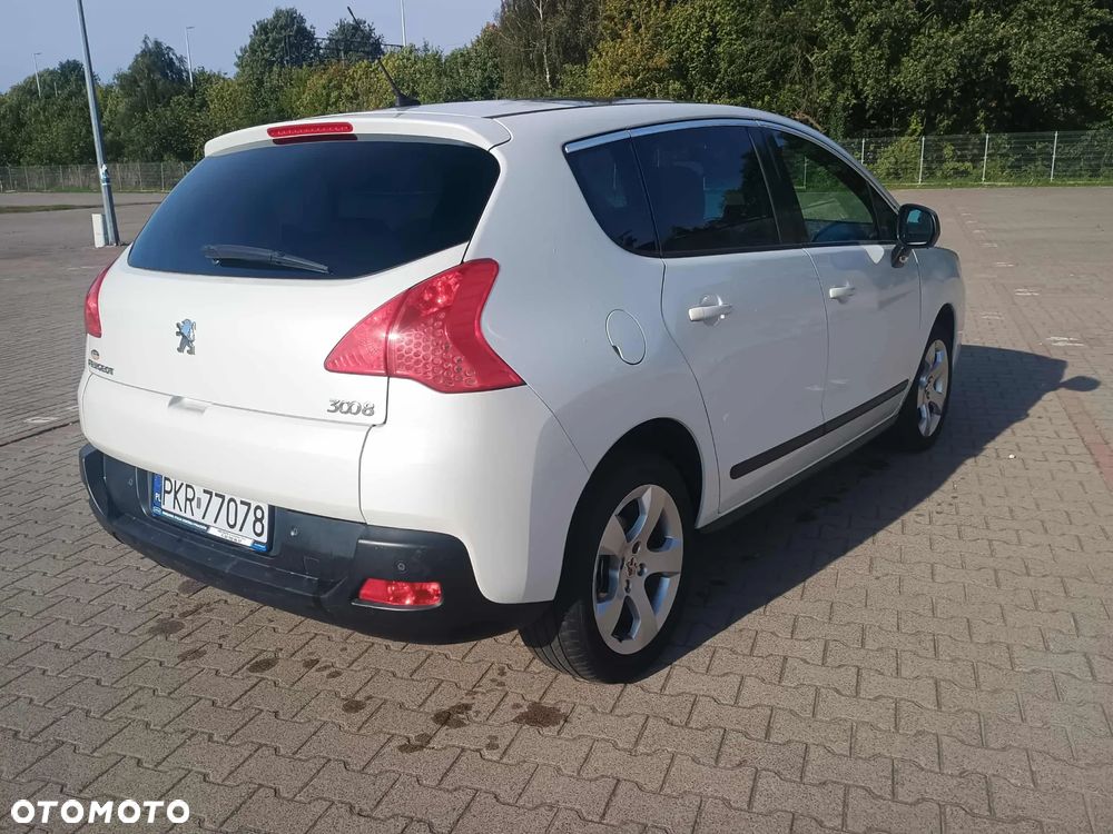 Peugeot 3008 1.6 HDi Premium - 3