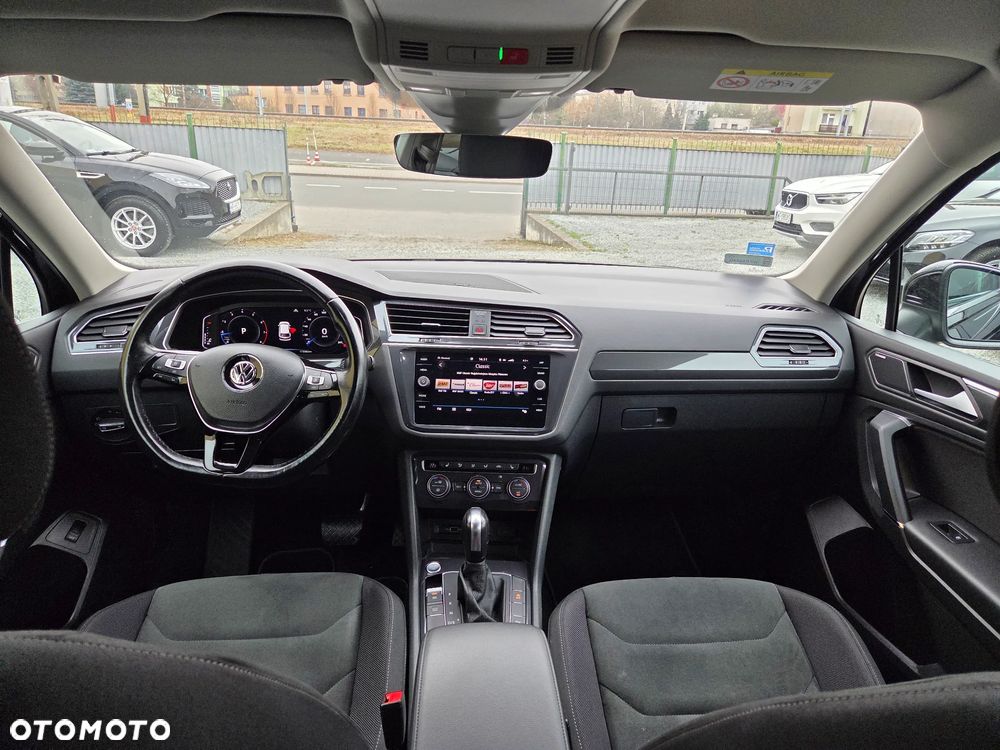 Volkswagen Tiguan Allspace 2.0 TSI 4Mot Highline DSG - 17