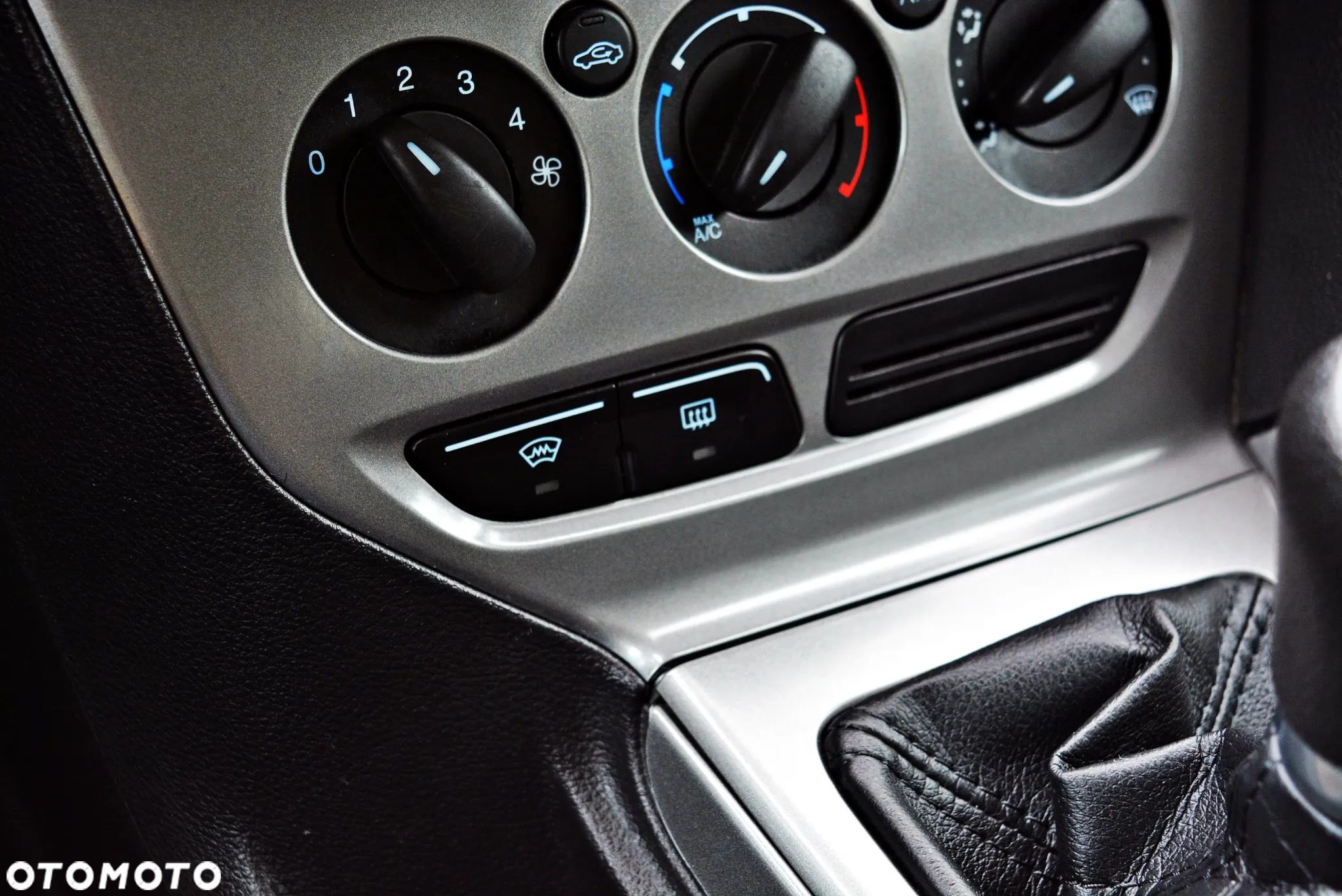 Ford Focus 1.6 Trend - 29