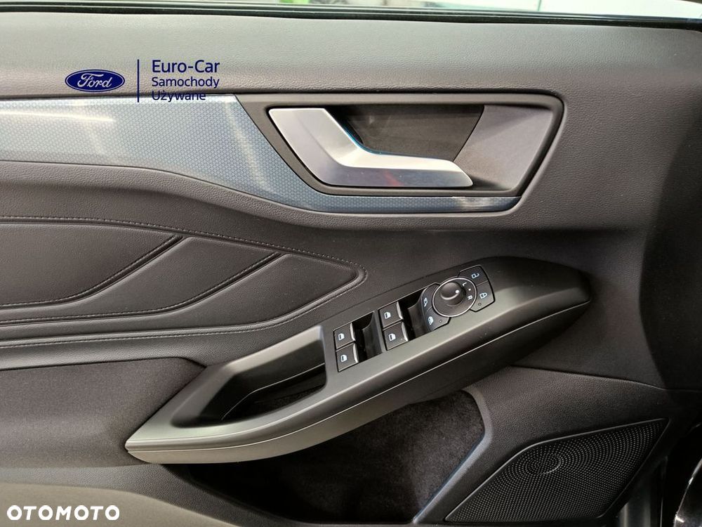 Ford Focus 1.0 EcoBoost Hybrid TITANIUM X - 17