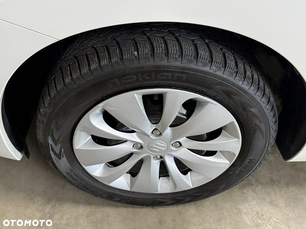 Suzuki Baleno - 33