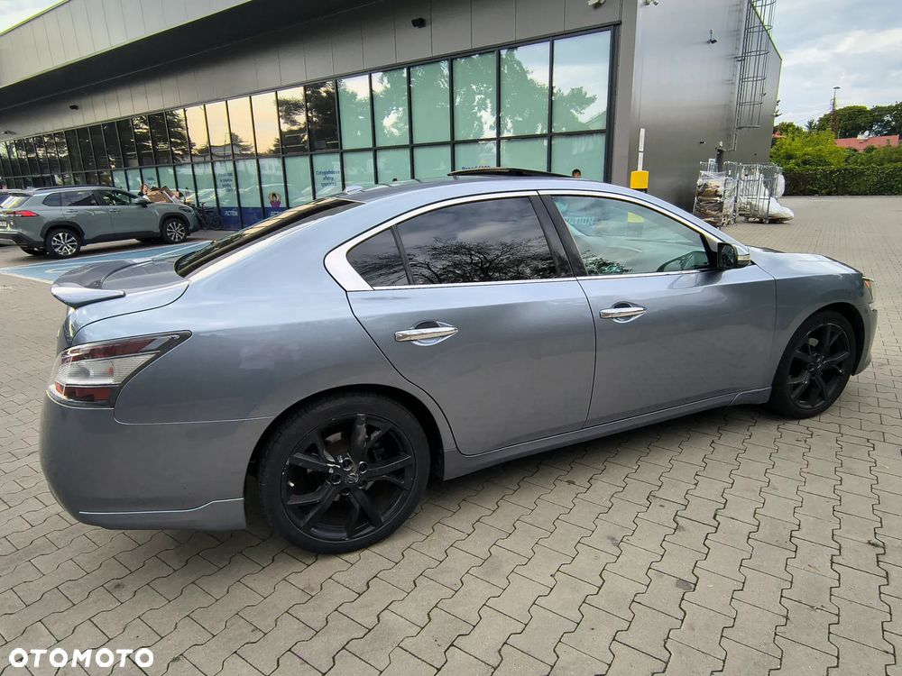 Nissan Maxima 3.5 S - 19