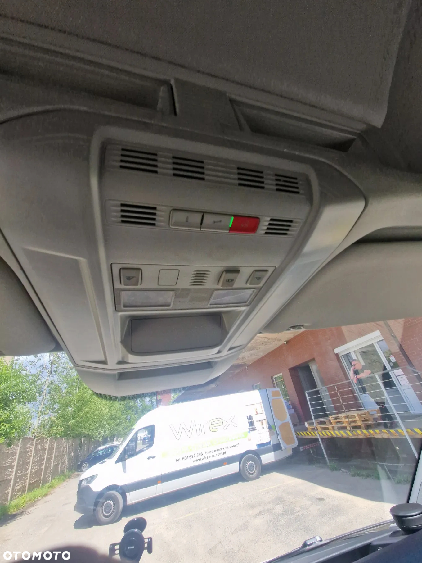 Volkswagen CRAFTER - 8