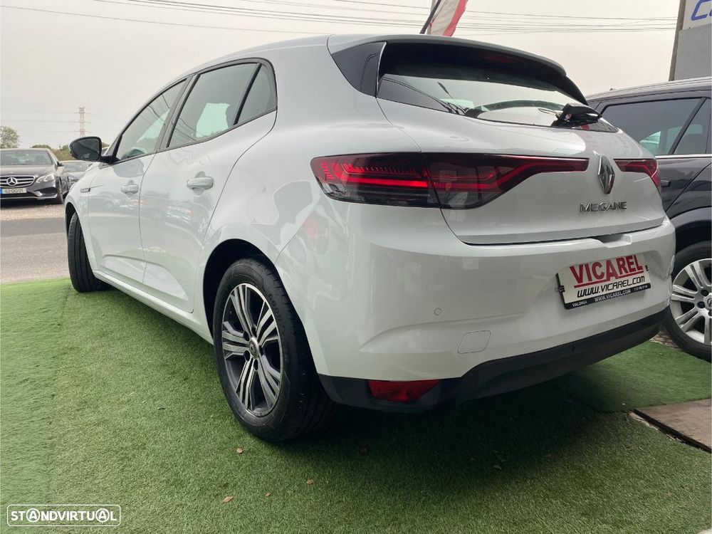 Renault Mégane 1.5 Blue dCi Intens - 7