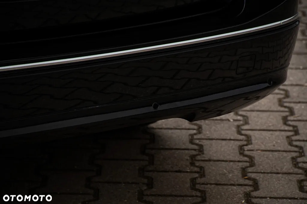 Mercedes-Benz Klasa C 200 T 7G-TRONIC Avantgarde Edition - 28