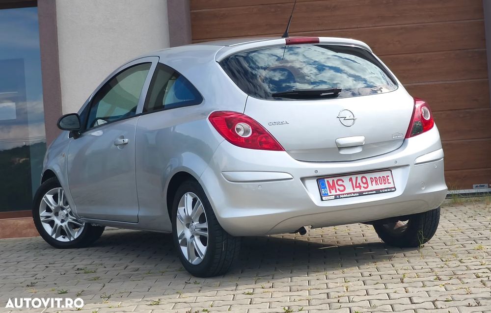Opel Corsa 1.2i Easytronic Enjoy - 3